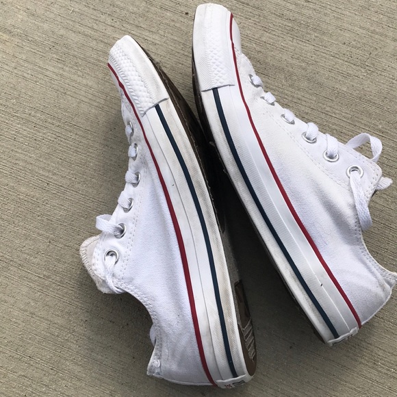 White converse - Picture 4 of 4